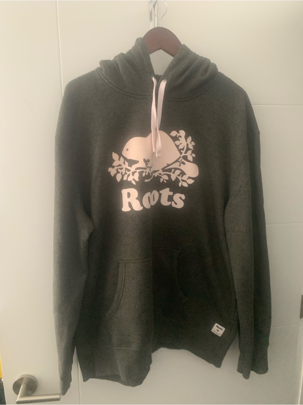 Roots Men's Darkgreen Hoodie with Pink Logo A17